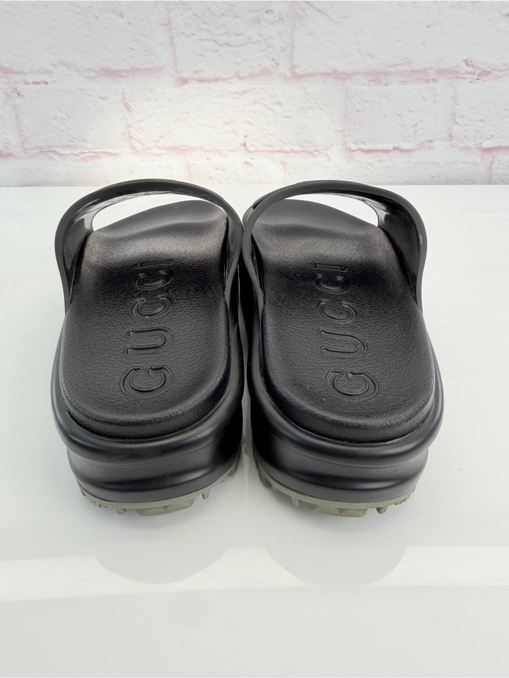 Gucci Black GG Embossed Platform Slide Sandals - Picture 4 of 11